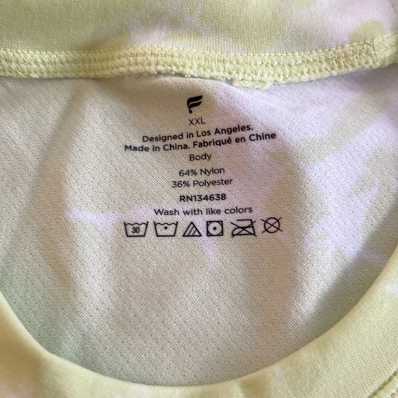 Brand new Fabletics training shirt XXL - Picture 2 of 3